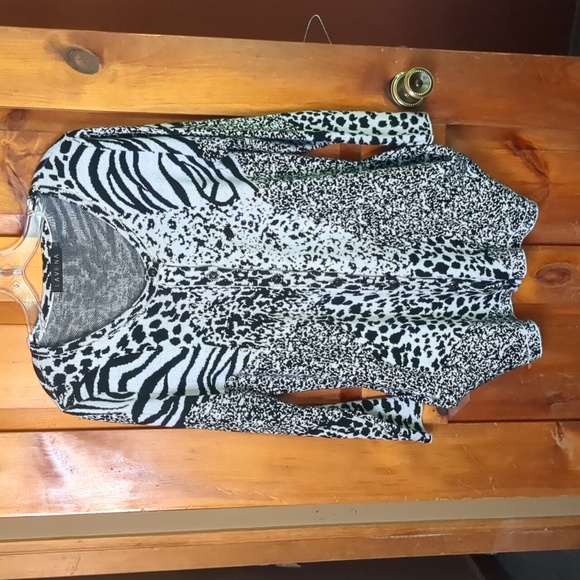 LAVENA* size L long sleeve button front funky hem sweater tunic blouse top - Picture 7 of 11